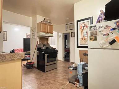 Main picture of 64 N Margin St