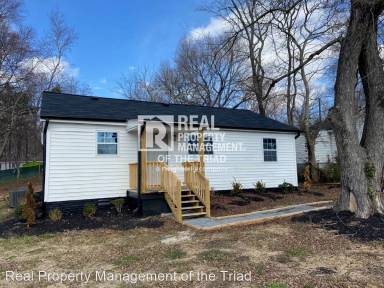 Main picture of 3719 Martin Ave