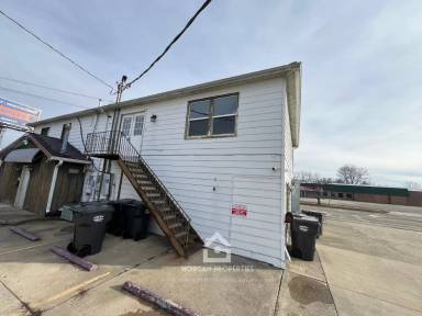 Main picture of 2331 Broadway St