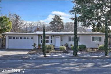 Main picture of 2058 Carlton Ave
