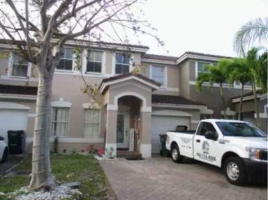 Main picture of 16620 SW 47th Ter