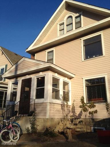 Main picture of 1523 Elliot Ave