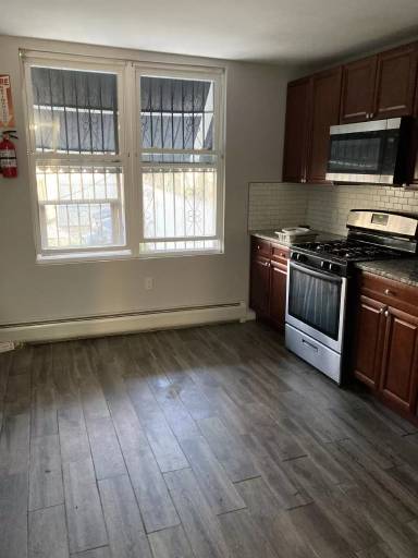 Main picture of 416 S 17th St
