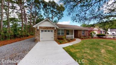 Main picture of 1782 Dogwood Rd