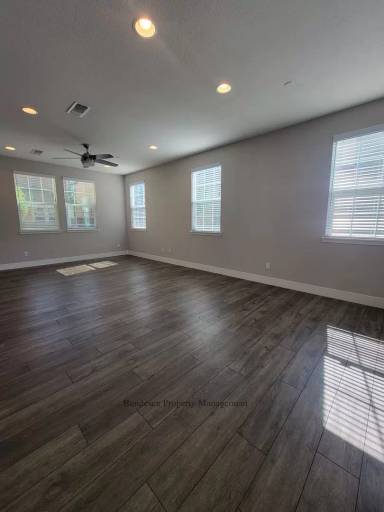 Main picture of 1829 Kelly Pl