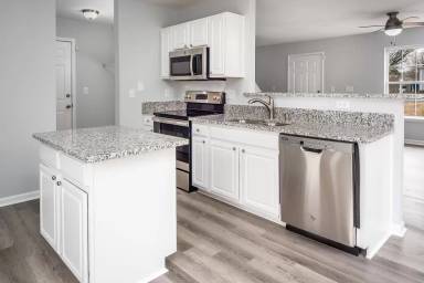 Main picture of 3703 Thornwood Dr