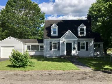 Main picture of 610 41st St SE