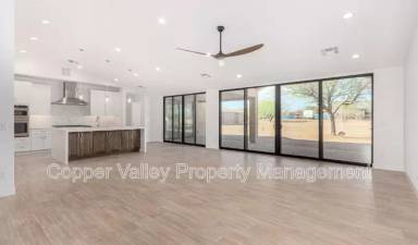 Main picture of 35852 N 10th St