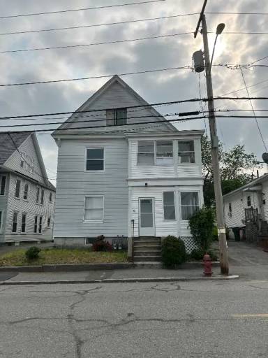 Main picture of 161 School St
