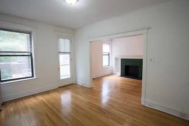 Main picture of 5416 S Woodlawn Ave
