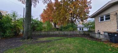 Main picture of 724 Laporte Ave