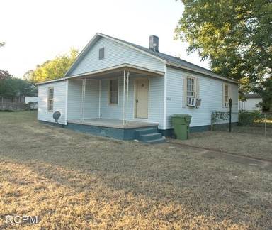 Main picture of 3608 Fairview St SW