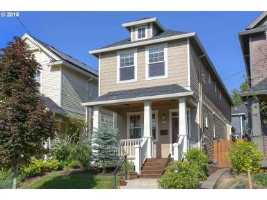 Main picture of 2754 NE Rodney Ave