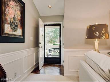 Main picture of 8015 Greenside Ct