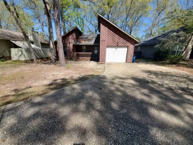 Main picture of 5828 Horton Pl