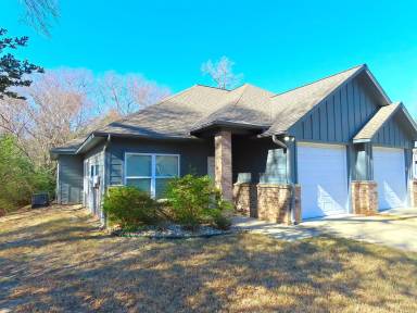 Main picture of 16174 Echo Glen Dr