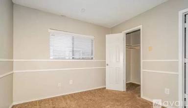 Main picture of 513 Quail Hollow Dr