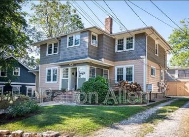 Main picture of 24 Majestic Ave
