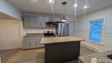 Main picture of 297 Walnut St