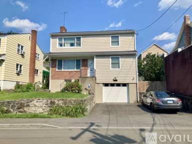 Main picture of 133 N Water St
