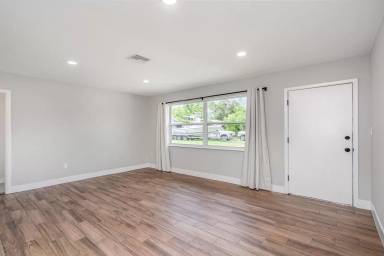 Main picture of 2643 Floridiane Dr
