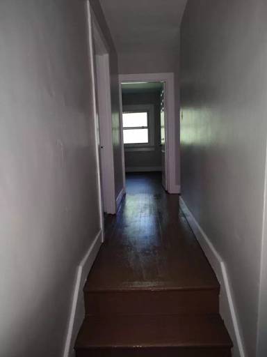 Main picture of 1928 W Grand Ave