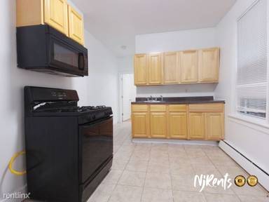 Main picture of 149 Wilkinson Ave