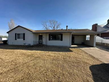 Main picture of 1122 N 1500 W