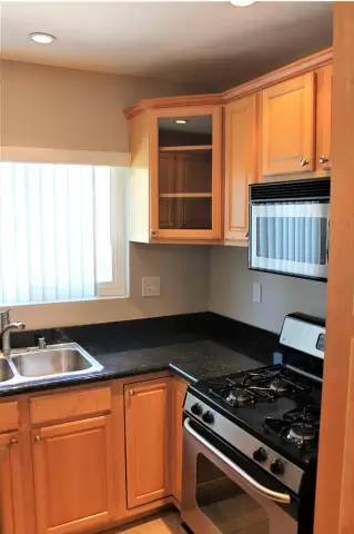 Main picture of 4747 Hamilton St