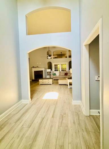 Main picture of 3802 Refinement Way
