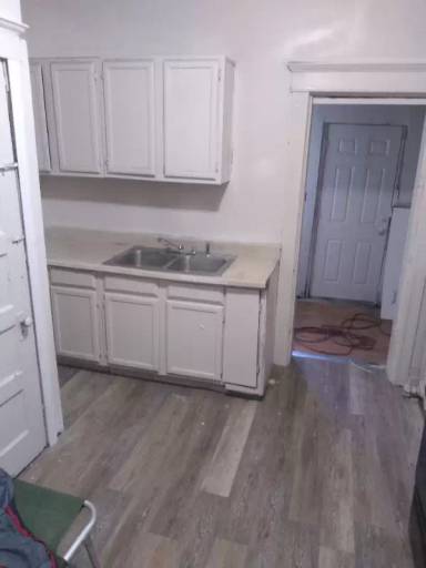 Main picture of 1609 W Butler St