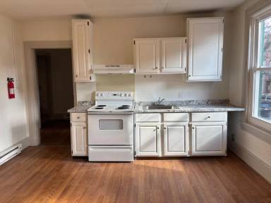 Main picture of 107 King St