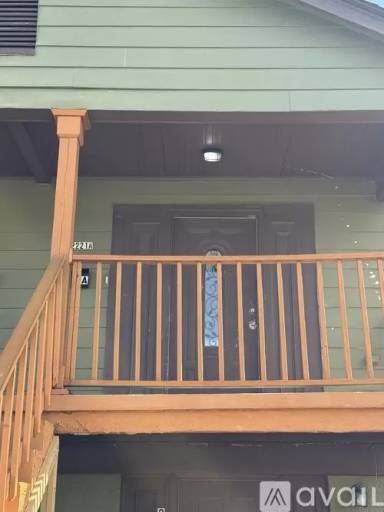 Main picture of 2223 Clouet St