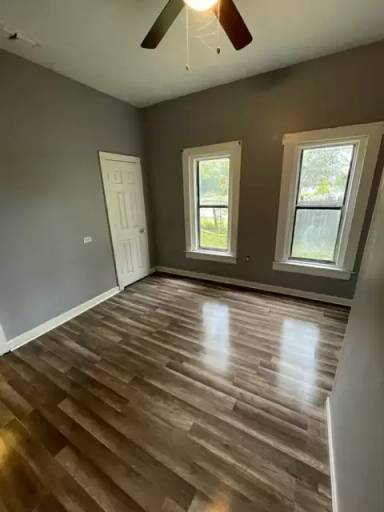 Main picture of 3110 W 20th St