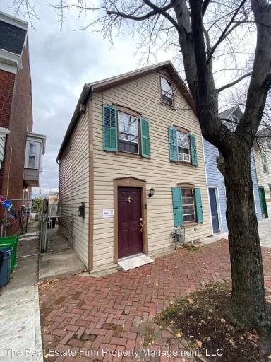 Main picture of 937 W Turner St