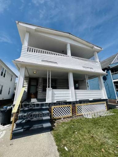 Main picture of 1204 E 173rd St