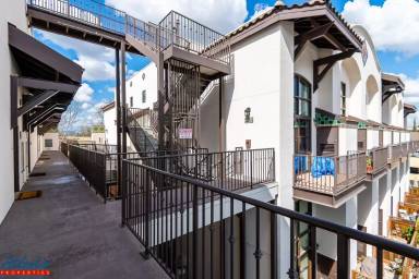 Main picture of 925 The Alameda