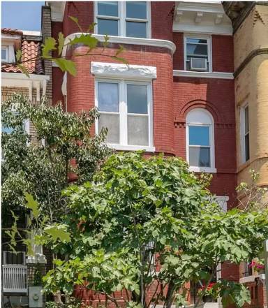 Main picture of 1211 Kenyon St NW