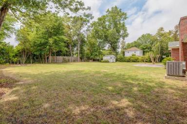 Main picture of 617 Windemere Rd