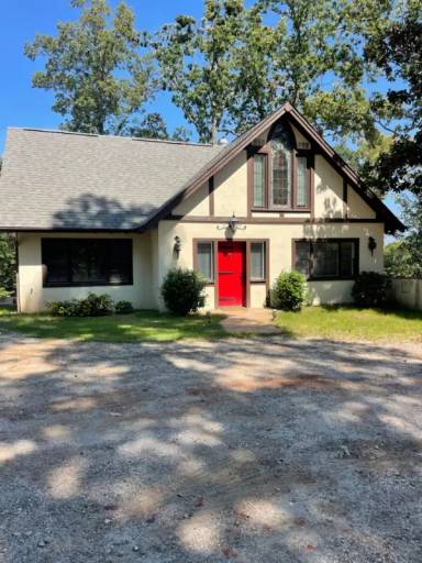 Main picture of 78 Country Club Rd
