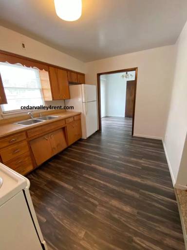 Main picture of 717 Bismark Ave