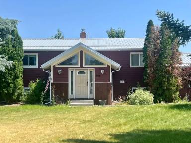 Main picture of 704 Al Dr