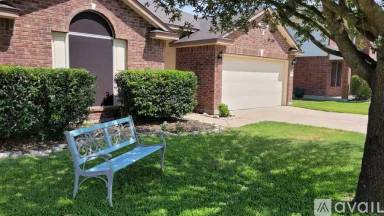 Main picture of 1003 Evergreen Farm Dr