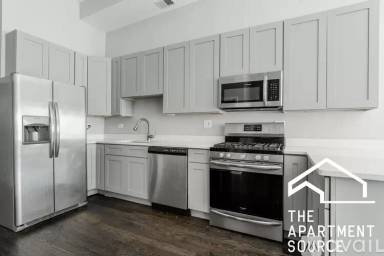 Main picture of 3800 W Diversey Ave
