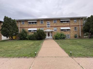 Main picture of 7145 Chicago Ave