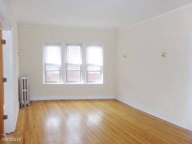 Main picture of 1320 W Estes Ave