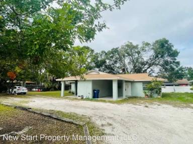 Main picture of 913A 66th Ave W