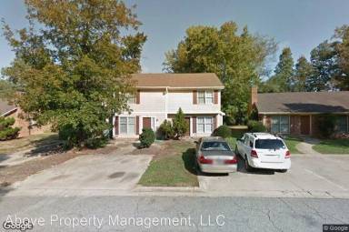 Main picture of Duplex Spartanburg