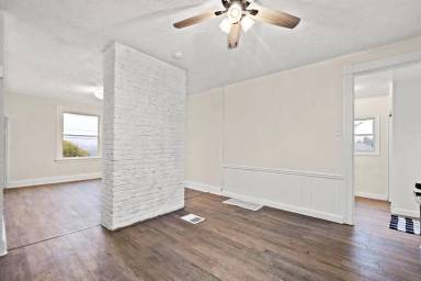 Main picture of 1916 New York Ave