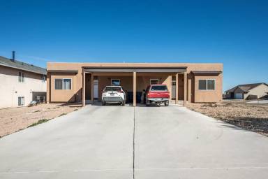 Main picture of 753 E Laporte Dr